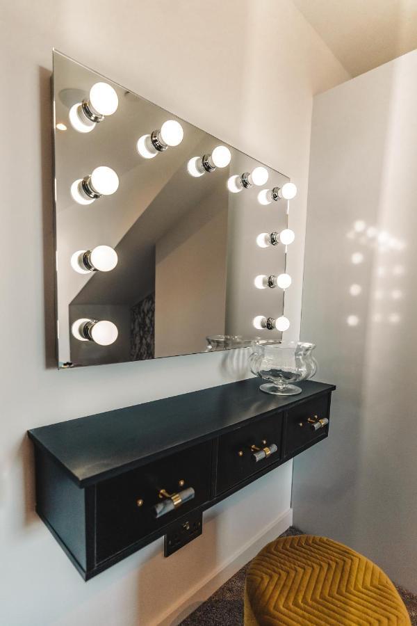 شقة غلاسغو  في Loft On The Crescent - 5 Star Scottish Luxury - Prime West End Location المظهر الخارجي الصورة